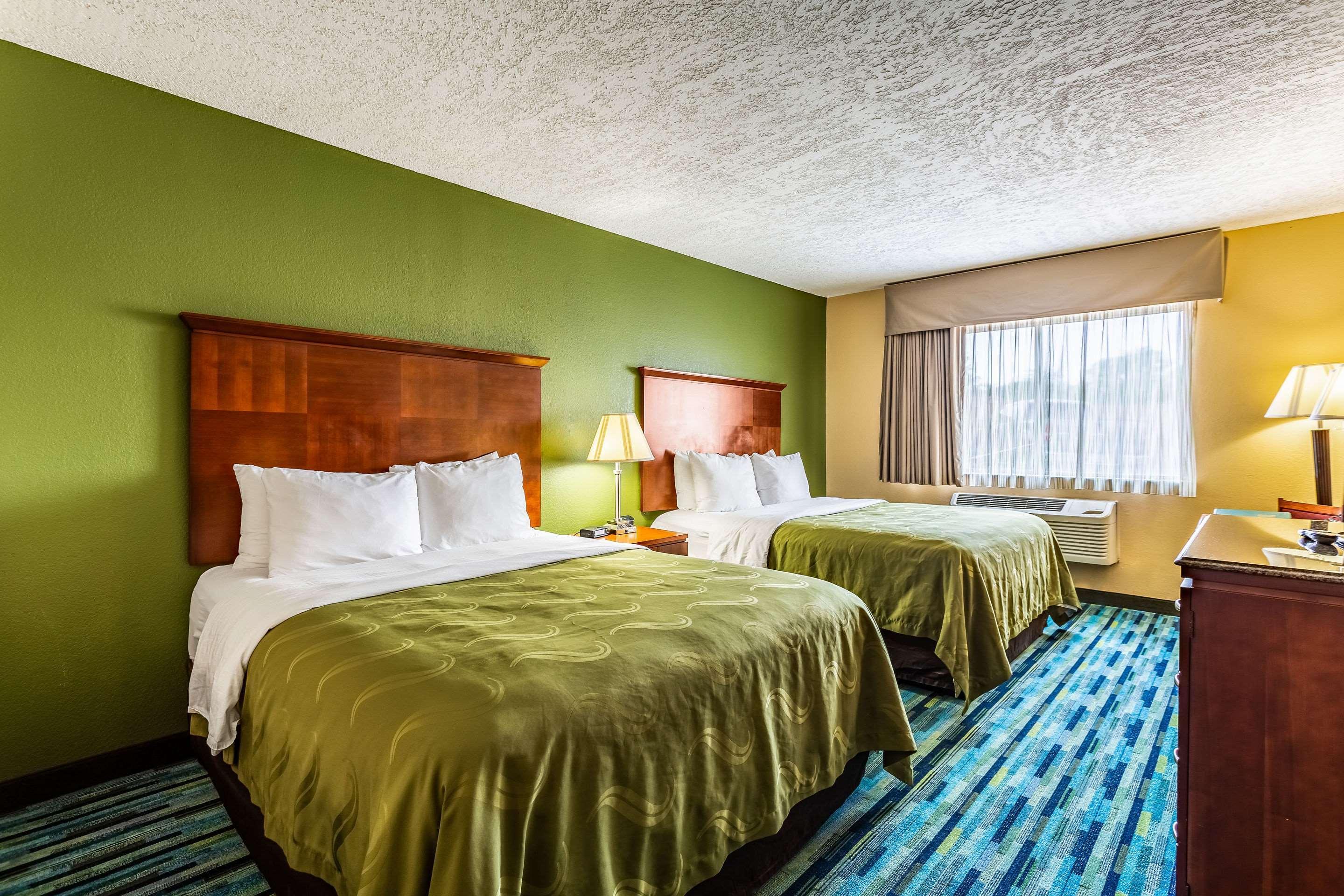 Quality Inn Los Lunas Екстериор снимка