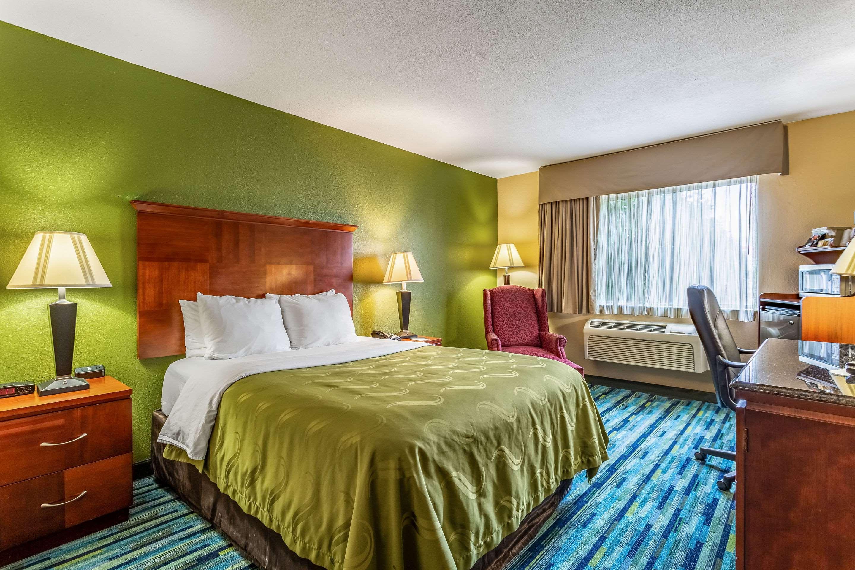 Quality Inn Los Lunas Екстериор снимка