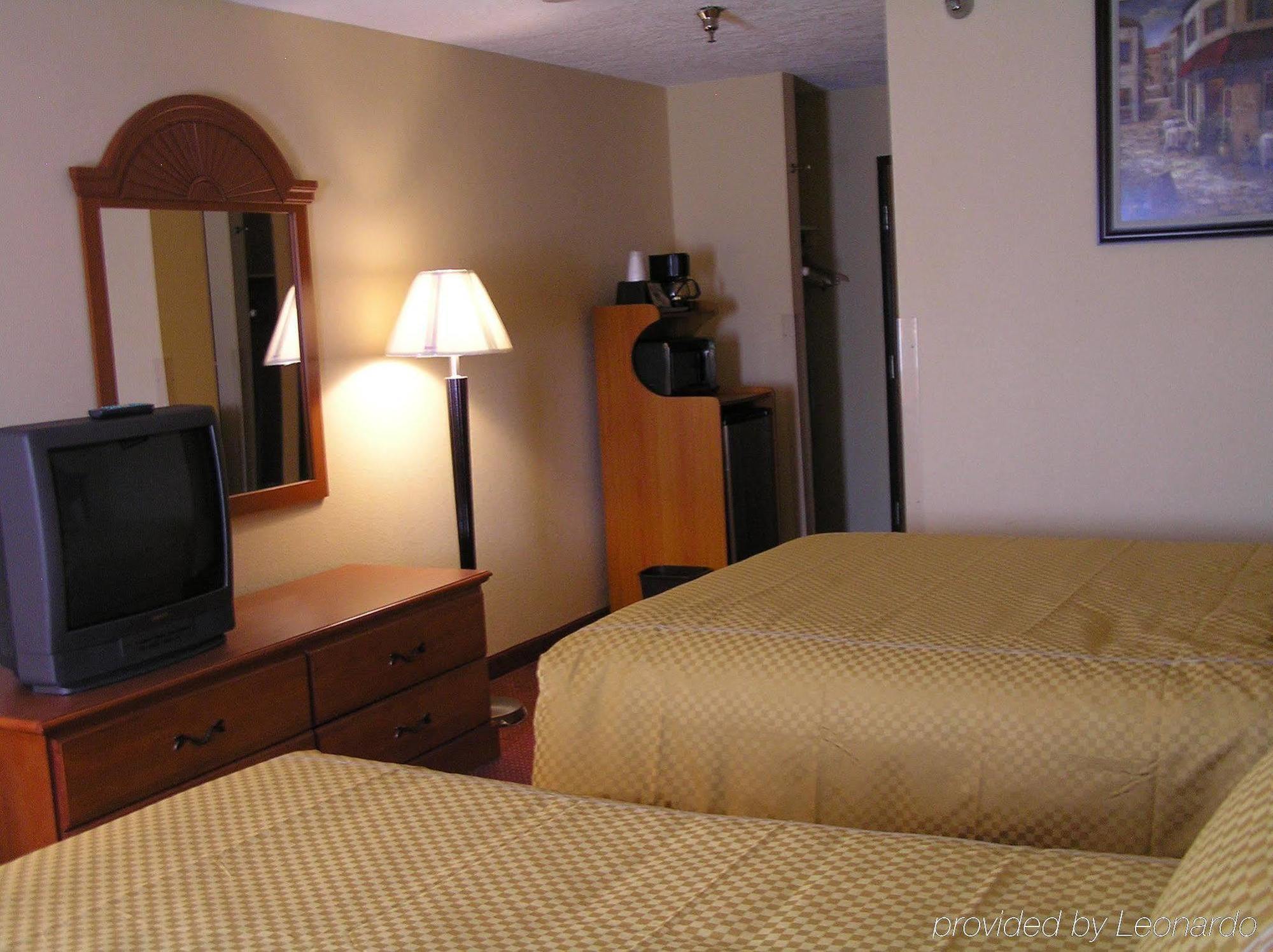 Quality Inn Los Lunas Стая снимка
